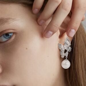 Sterling silver pearl earrings